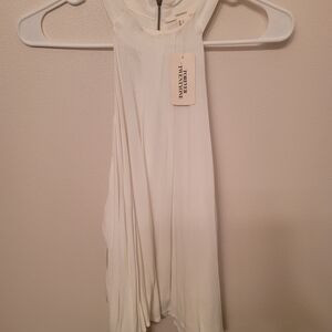 Forever 21 Cream Sleeveless Top